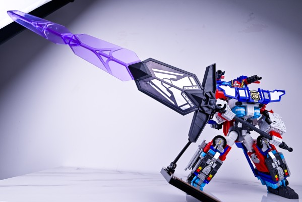 变形金刚Encore 终极擎天柱