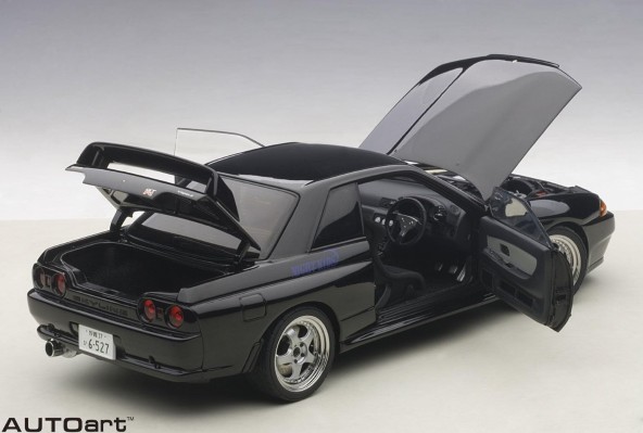 77419 头文字D新剧场版 斗走 日产 Skyline GT-R R32 V Spech 2