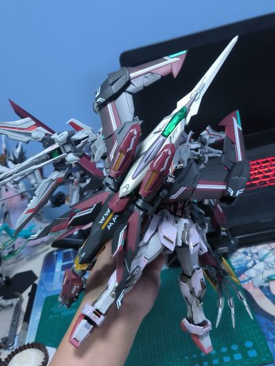 METAL BUILD 机动战士高达SEED DESTINY ASTRAY 神兵型强袭装备（新生强袭版）
