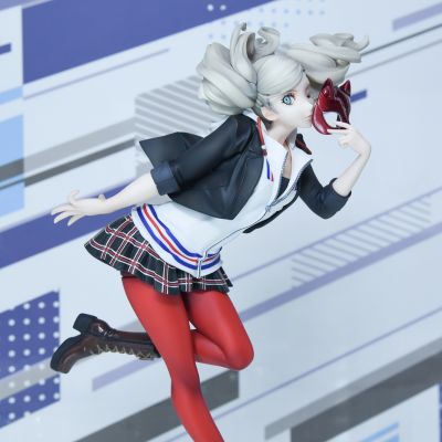 女神异闻录5皇家版 高卷杏 校服