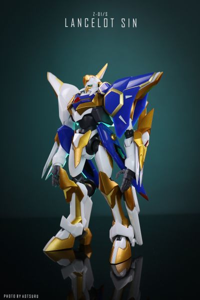 METAL ROBOT魂＜SIDE KMF＞ Code Geass 复活的鲁路修 兰斯洛特·阿尔比昂Zero