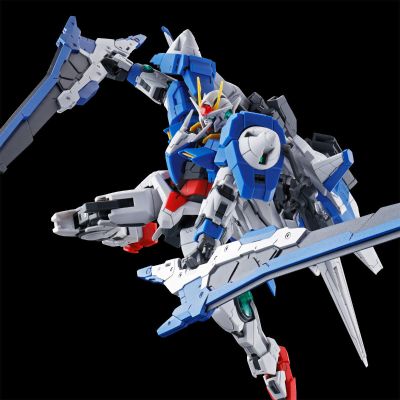 RG  1/144 斩击强化型00高达