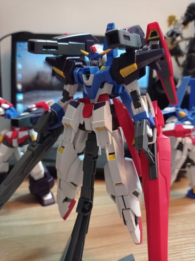 HGAGE#29 1/144 机动战士高达AGE AGE-3F 高达AGE-3堡垒型