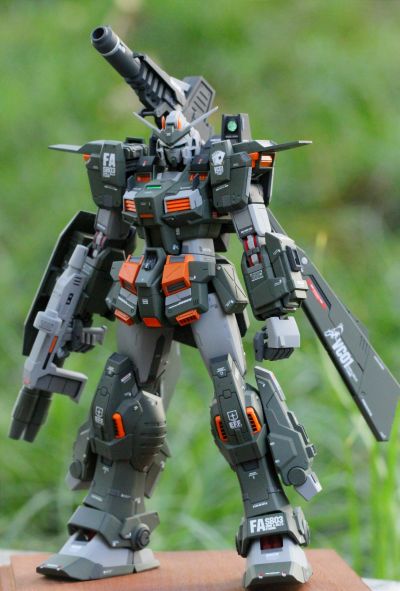 MG  1/100  兴风者高达 F.A. （Fatal Ash）/ 乱流吉姆
