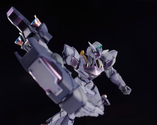 HG 机动战士高达 水星的魔女 凡娜迪斯之心 吉乌魔灵高达