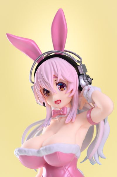 BiCute Bunnies玩具人偶 超级索尼子 粉色兔女郎
