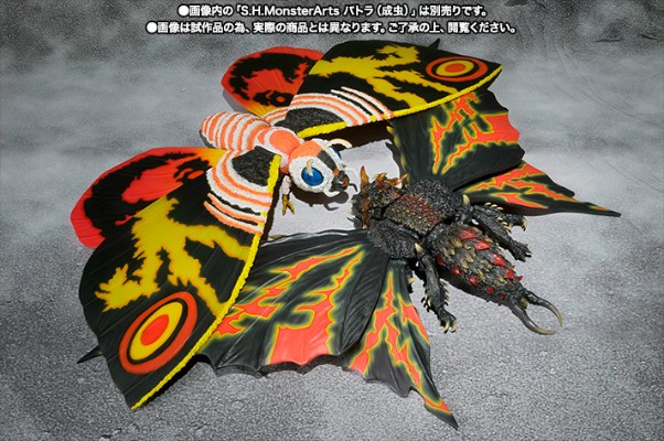 S.H.MonsterArts  哥斯拉大战魔斯拉 魔斯拉（成虫）