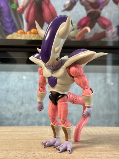 S.H.Figuarts  弗利萨 第三形态