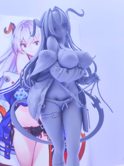 蓝 (暂译)