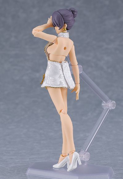 figma#569b 女性素体 (末花) 与 白色短款旗袍装