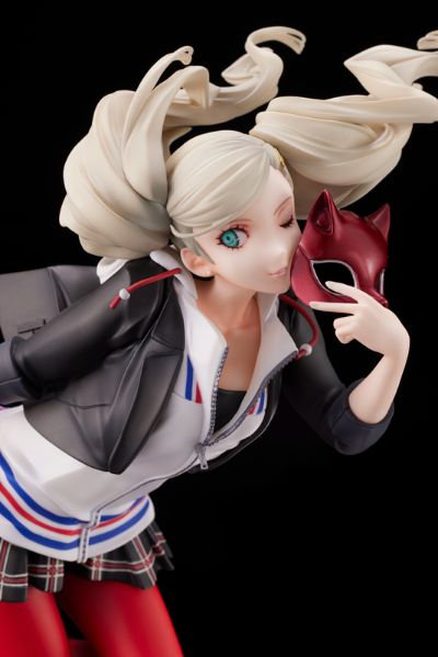 女神异闻录5皇家版 高卷杏 校服