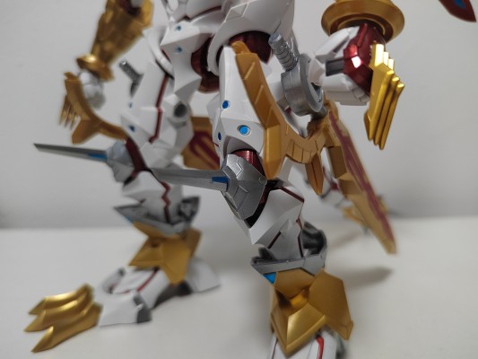 Figure-rise Standard Amplified 数码宝贝05 拯救者 闪光暴龙兽