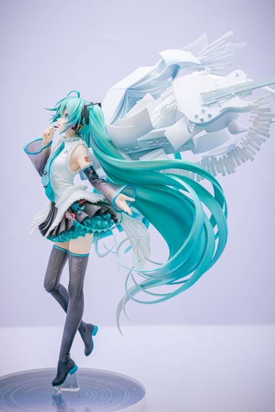 初音未来  16周年纪念款