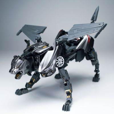 CT-DF-01 变创纪系列 猎影·影豹 J16版 三变机甲