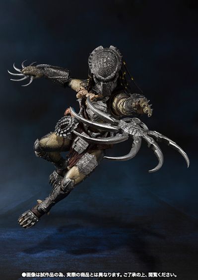 S.H.MonsterArts 异形大战铁血战士 独狼铁血战士 重装备