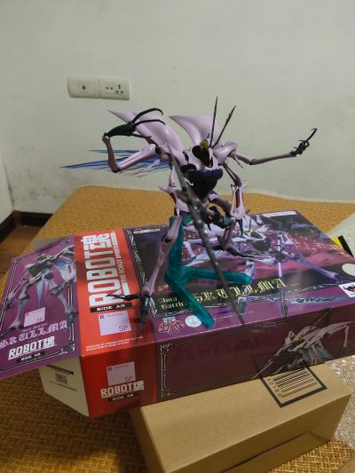 ROBOT魂 圣战士丹拜因 比亚瑞斯（AURA FHANTASM）