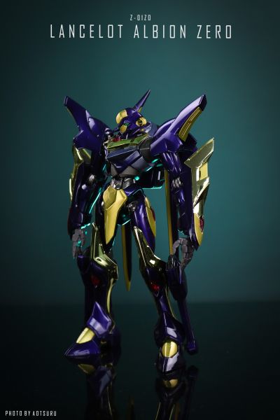 ROBOT魂＜SIDE KMF＞ Code Geass 复活的鲁路修 Z-01/S 兰斯洛特siN