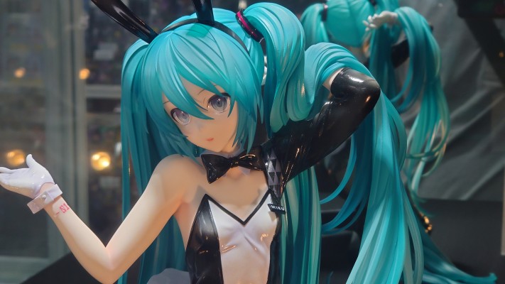 B-style 初音未来 兔女郎 三目YYB版