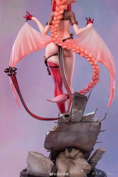 渔魔村住民 · 龙淫魔 牙牙子