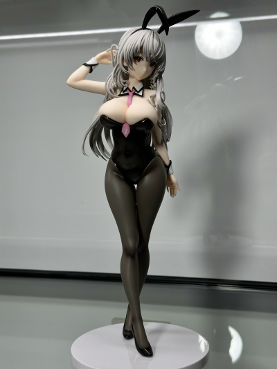 白发兔女郎