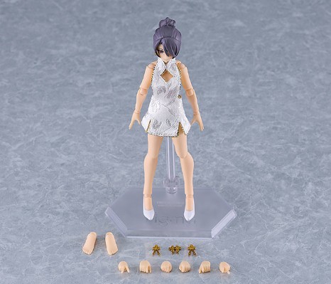 figma#569b 女性素体 (末花) 与 白色短款旗袍装