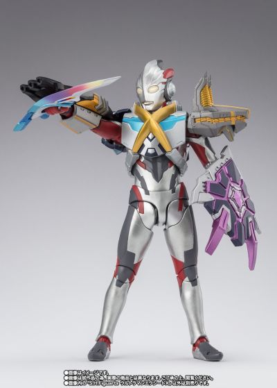 S.H.Figuarts 艾克斯奥特曼 超越型