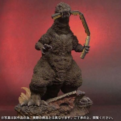 东宝30厘米系列 哥斯拉1954（咬电车 总天然色版）活动限定版