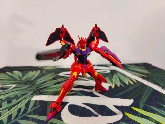 HG 机动战士高达AGE：伊甸的回忆  雷吉鲁斯高达