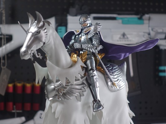 S.H.Figuarts 剑风传奇 格里菲斯（光之鹰）