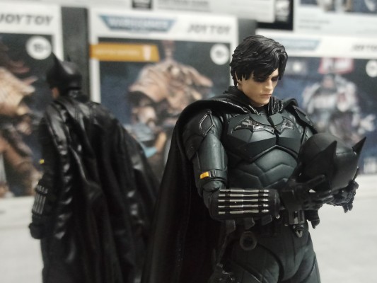 MAFEX 编号188 新蝙蝠侠