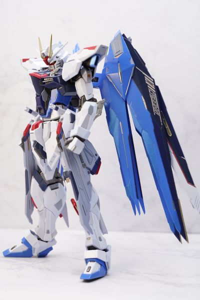 METAL BUILD 机动战士高达SEED 自由高达 CONCEPT 2 SNOW SPARKLE