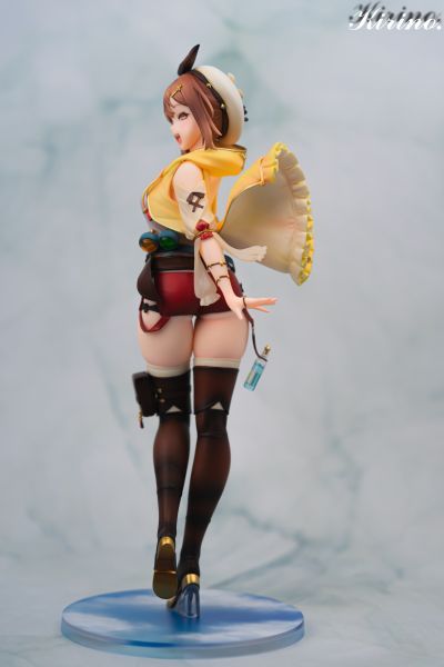 莱莎的炼金工房:常暗女王与秘密藏身处 莱莎琳・斯托特