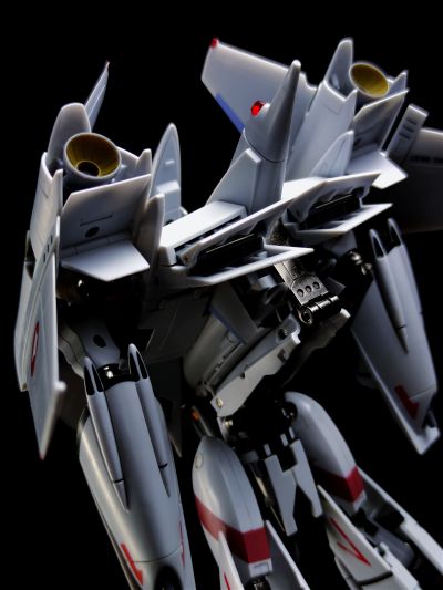 Macross Digital Mission VF-X 完全变形VF-4G 闪电III