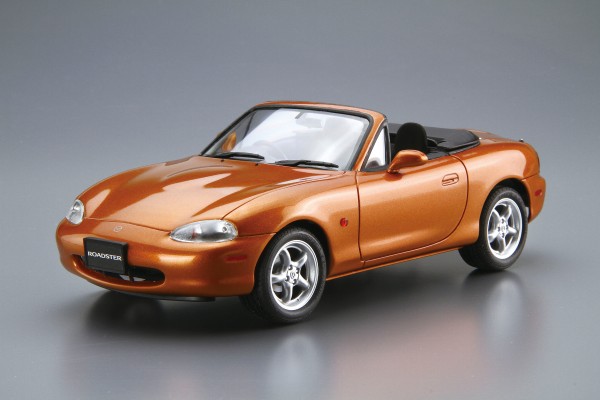 汽车模型系列 No.117 马自达 NB8C 敞篷双座跑车 RS 1999款