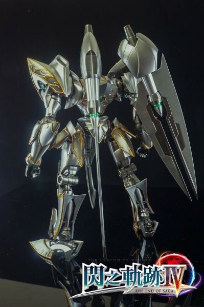 MODEROID   “灰之骑神”瓦利玛