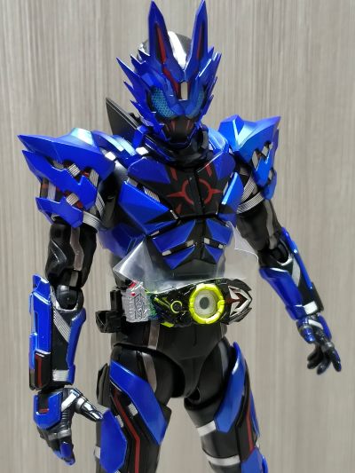 S.H.Figuarts 假面骑士零一 外传 假面骑士巴尔坎与瓦尔基里 假面骑士巴尔坎 孤狼