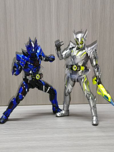 S.H.Figuarts 假面骑士零一 外传 假面骑士巴尔坎与瓦尔基里 假面骑士巴尔坎 孤狼