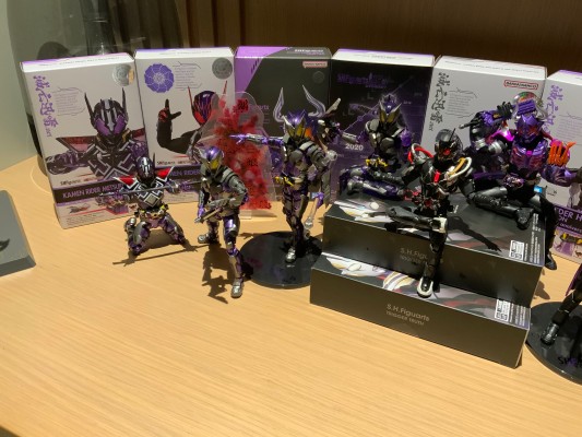 S.H.Figuarts 假面骑士零一 假面骑士灭 蛰刺毒蝎 -S.H.Figuarts15周年纪念版-