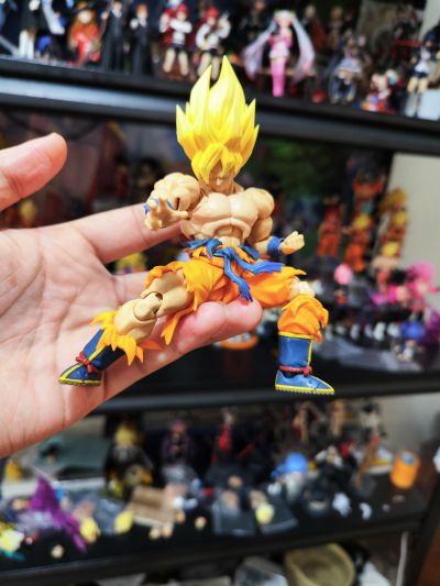 S.H.Figuarts 超级赛亚人孙悟空-传说中的超级赛亚人-