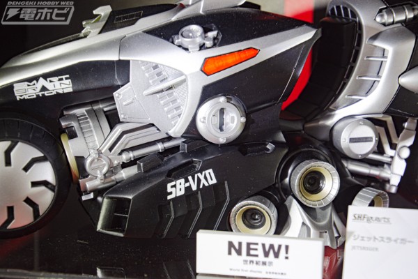 S.H.Figuarts  喷气摩托 / 气滑摩托（暂译）
