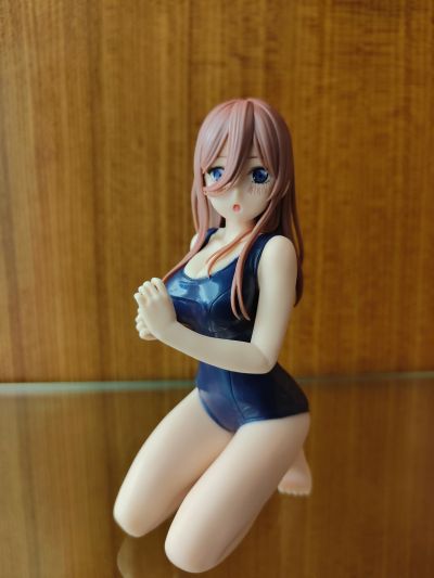 Celestial vivi 电影 五等分的新娘 中野三玖 学校泳衣