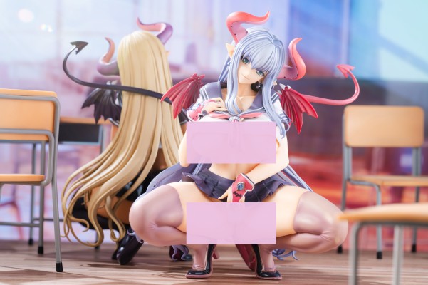 水手服梦魔 蓝宝石