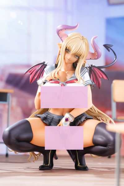 水手服梦魔 蓝宝石