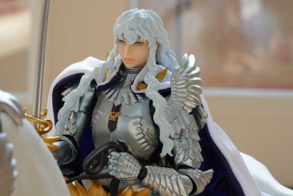 S.H.Figuarts 剑风传奇 格里菲斯（光之鹰）