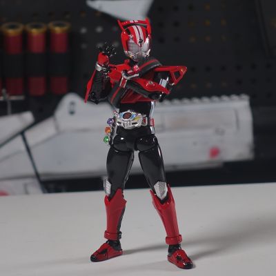 S.H.Figuarts 假面骑士驰骑 飙速型 平成世代版