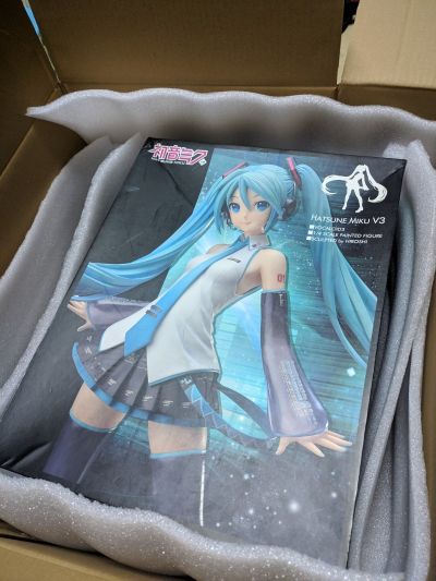 VOCALOID 初音未来 金属色版 V3