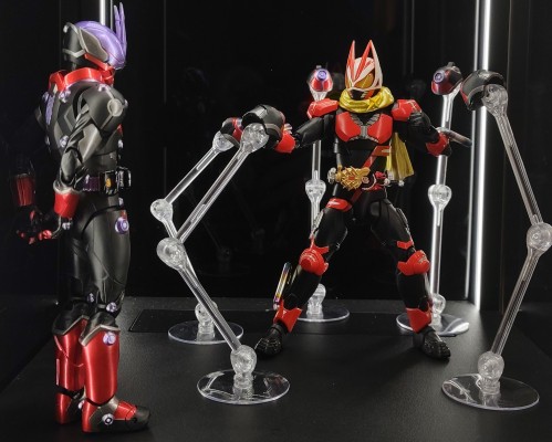 S.H.Figuarts  假面骑士炬目