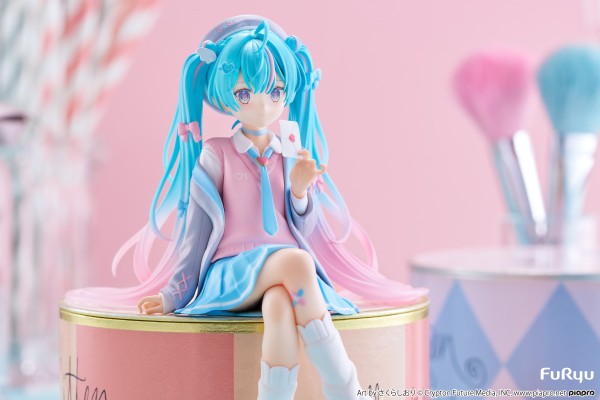 初音未来  压泡面人偶ー恋爱的西装外套ー