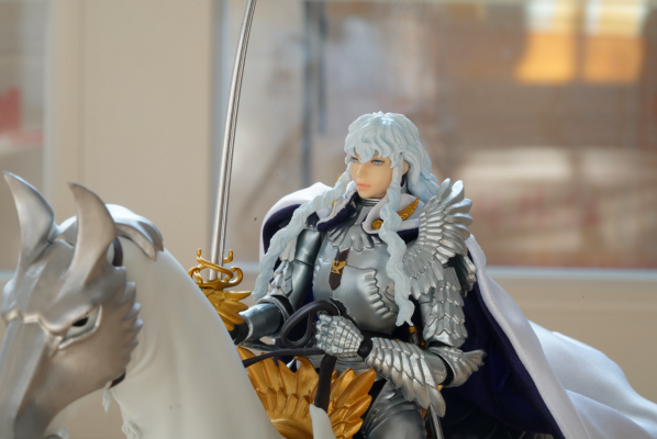 S.H.Figuarts 剑风传奇 格里菲斯（光之鹰）