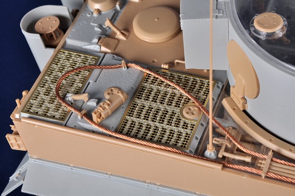 编号:00945 1/16 装甲车辆系列 德国虎1重型坦克-后期型